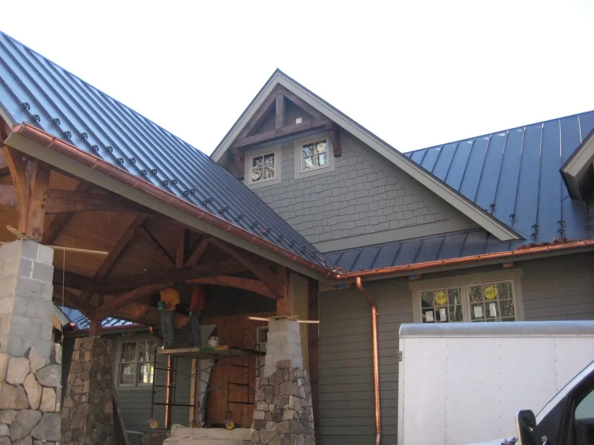 Craftsman Roofing team delivering quality roofing work in Goldfield